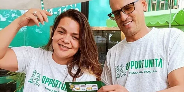 Opportunità Pizzaria Social